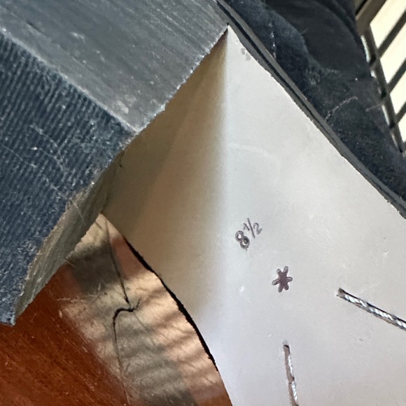 Splendid Black Suede 3.5” Wood Heeled Knee Boots 18” tall EUC size 8.5 - Picture 7 of 8